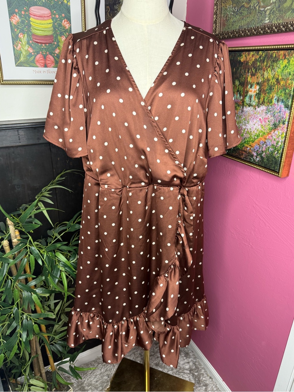 TORRID V-Neck Satin Wrap Style Dress Polka Dot Brown & White Sz 1 - Picture 2 of 11